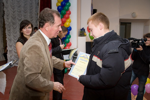 nf_111124_4.jpg